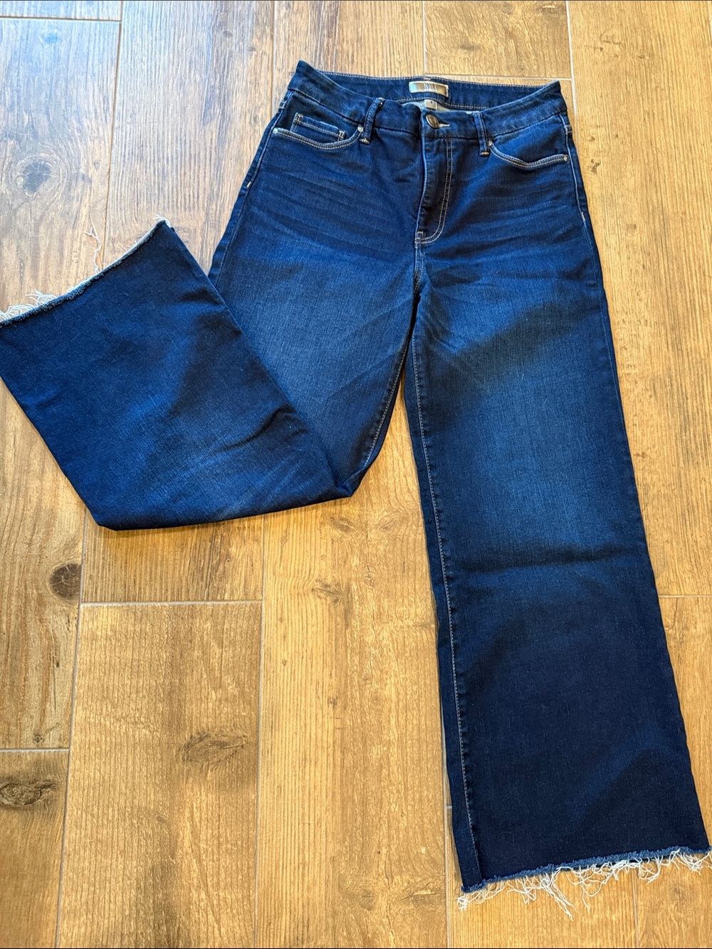 Kut from the Kloth Dark Blue Wide-Leg Jeans with Raw Hem
